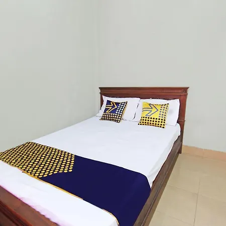 Spot On 92973 Madani Syariah Guesthouse